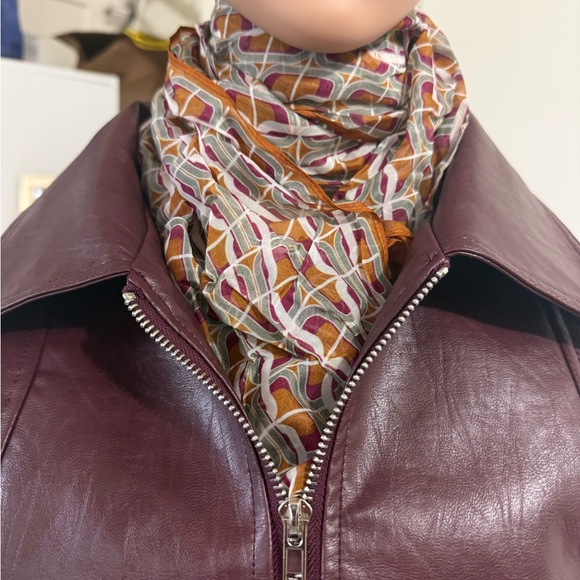 Stylish Multicolor Patterned Scarf - Picture 2 of 4